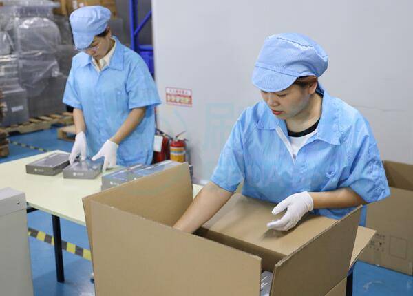 刷博士电动牙刷贴牌代加工厂家以强大的定制生产能力打造品牌形象