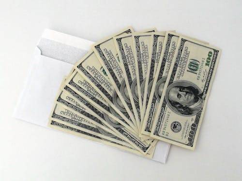 【期权科普】请问股票期权个人怎么开户买卖？有哪些策略和技巧？