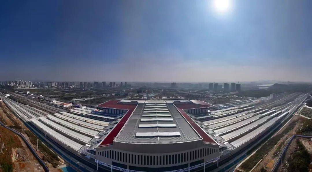 ​扩建完成投用！贵州省第二大高铁站——贵安站焕新登场