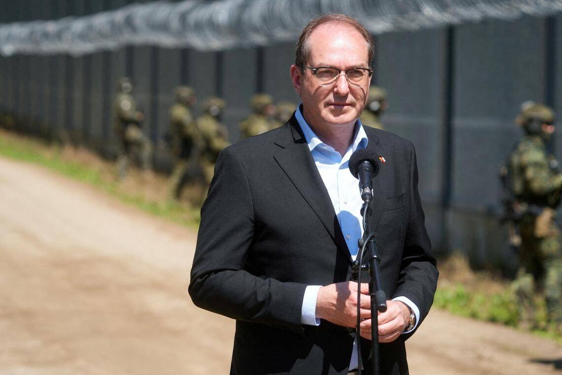 特朗普话音刚落,拉夫罗夫在联合国强硬反击:敢击落俄罗斯飞机?后果自负